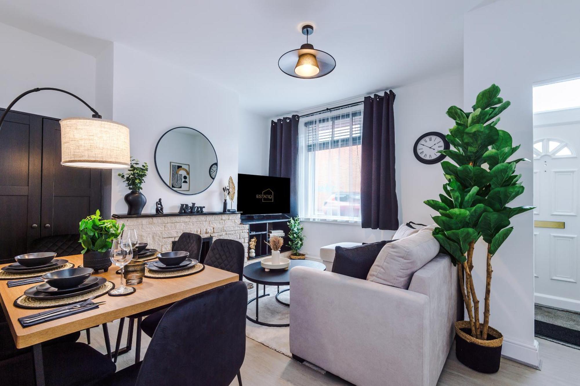 Modern Premium 3 Bed Hidden Gem - Central Location Барнзли Екстериор снимка
